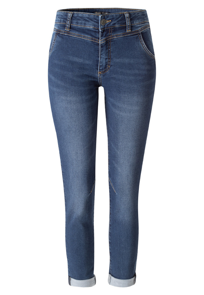 Slim High Rise Jeans