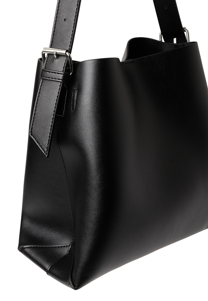 Tasche im Bucket-Bag-Stil