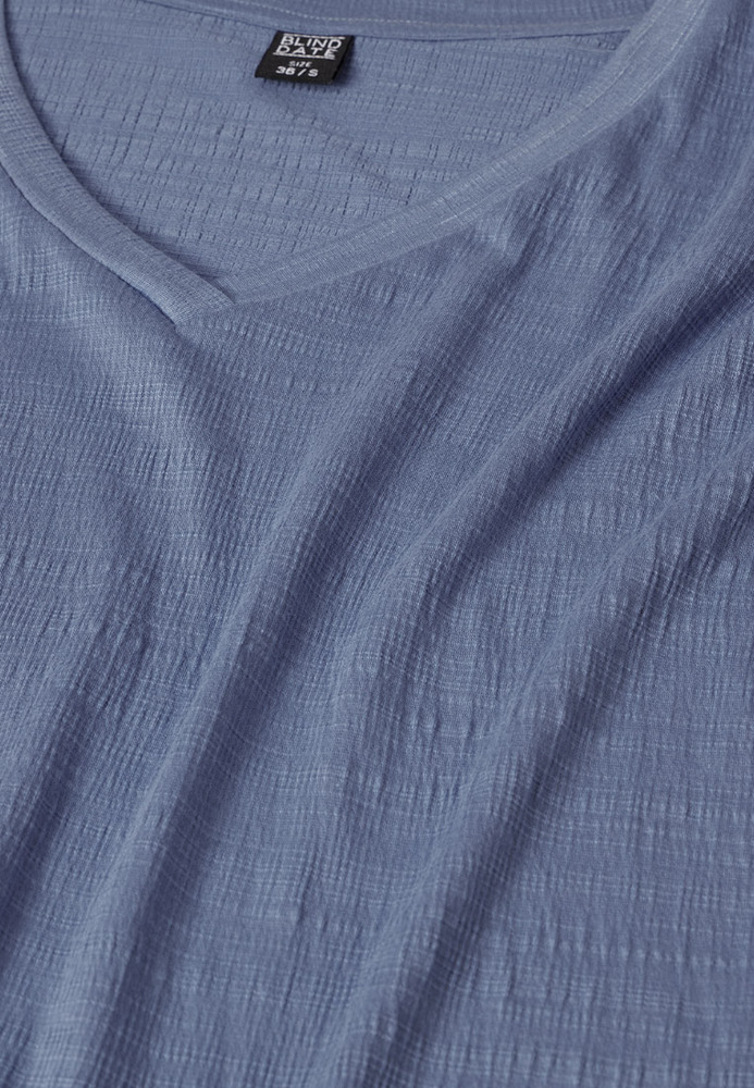 Shirt mit V-Ausschnitt